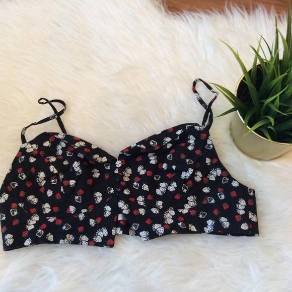 🌞Urban Outfitters Sadie Floral Bralette Top - Picture 5 of 7